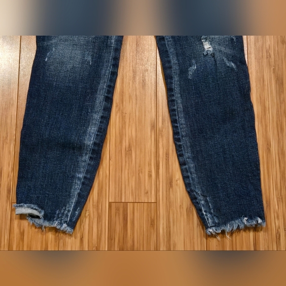 NWOT KanCan Distressed Jeans - Picture 2 of 9